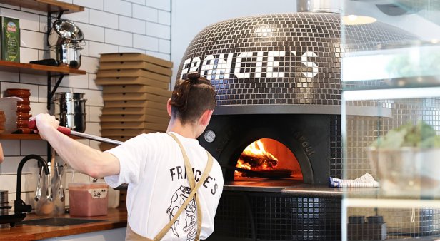 Francie&#8217;s brings authentic pizzas, vegan bites and a homestyle vibe to Coolangatta