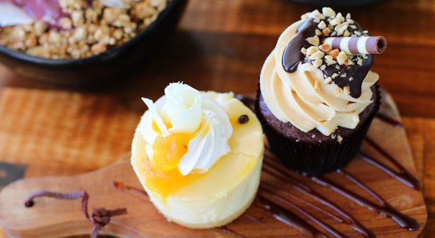 Enjoy coffee, homestyle eats and diet-breaking treats at Carrara&#8217;s all-new Sip &#038; Co