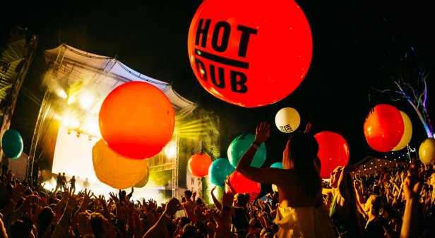 Last Chance to Dance | Hot Dub Time Machine at Festival 2018