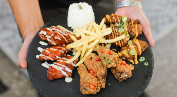 Flock to it – local food truck Cycho&#8217;s Buffalo Wings opens its first eatery in Southport