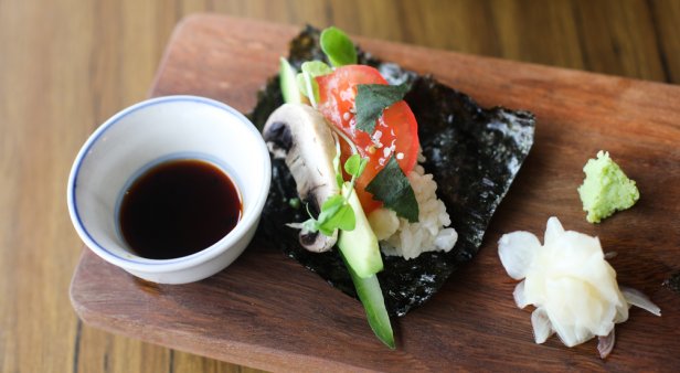 Sashimi, sushi and neighbourhood vibes – Little Itoshin arrives in the backstreets of Miami