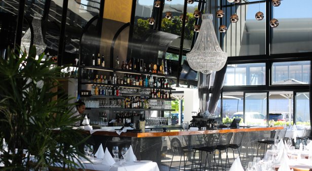 Inside Moana Restaurant and Bar – Isle of Capri&#8217;s new Pacific Rim-inspired seafood haven