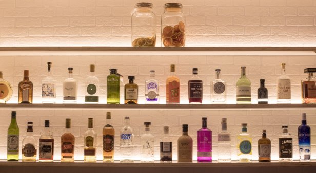 Sip on pet-nat and craft botanicals at Broadbeach&#8217;s newest watering hole Brucie&#8217;s Gin &#038; Wine Bar