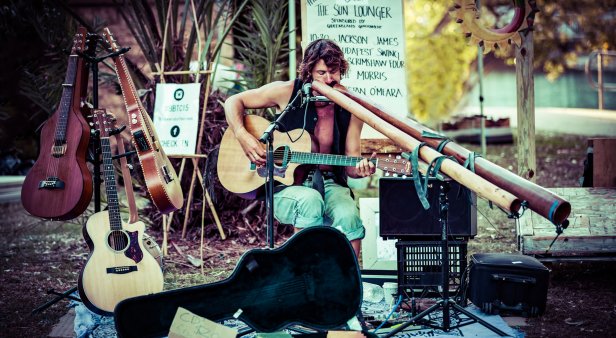 Buskers By The Creek 2019