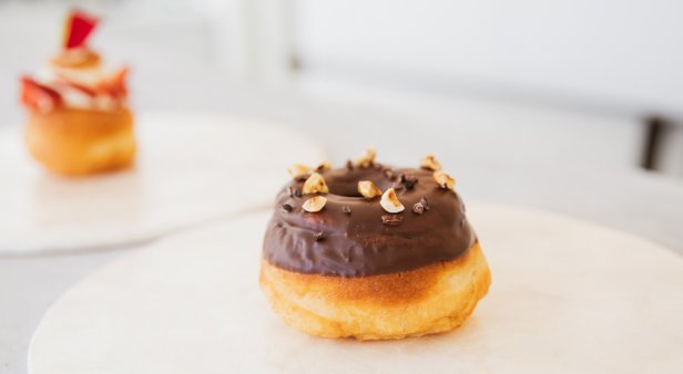 Fine doughnuts and specialty coffee – new sweets spot The Doughnut Affair lands in Mermaid Beach