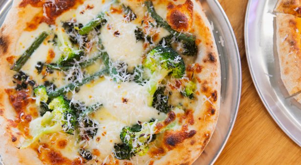 Australia&#8217;s first Jamie Oliver&#8217;s Pizzeria opens on the Gold Coast