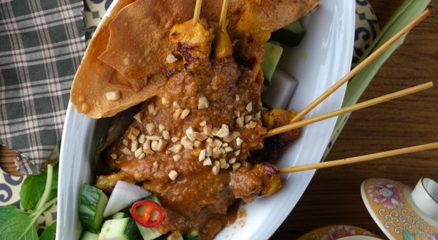Mary&#8217;s Malaysian arrives a Pacific Fair with flaky roti, laksa bowls and homestyle chicken chop