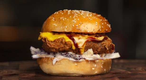 Melbourne-born burger chain Pattysmiths opens its first Gold Coast location