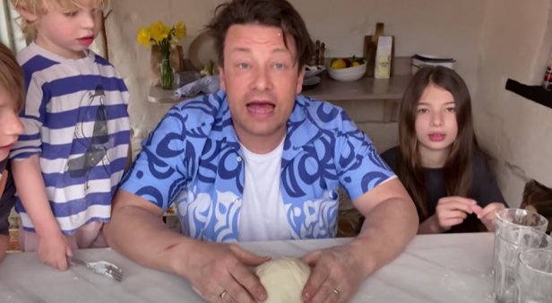 Cook with the pros – let Jamie Oliver and his mini-me kids teach you some easy at-home recipes
