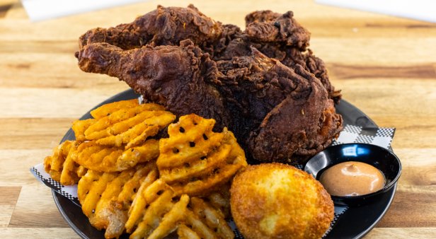 New fried-chicken kitchen Cluccboi brings lip-smacking American bites to your door