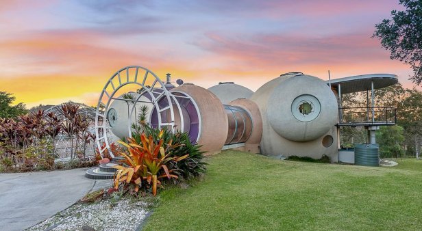 Live out your futuristic dreams with this totally extra Bubble House