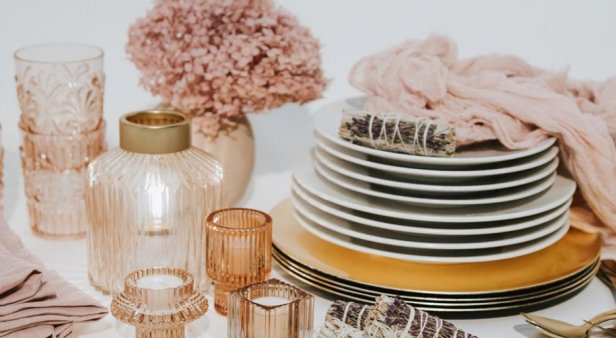 Rent a party-perfect tablescape from The Box/d Society