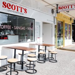 Scott’s Luncheonette &#038; Bar