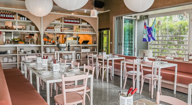 Renowned Sydney restaurateur Maurice Terzini opens his first Byron Bay venue, Belongil Beach Italian Food