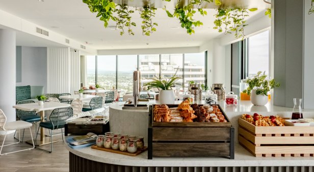 Buffet breakfast and sunset sips – elevate your staycay in Dorsett Gold Coast&#8217;s stunning Executive Lounge