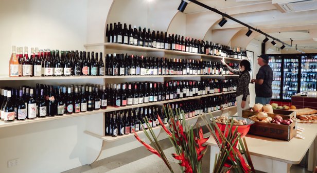 Flor Wine and Grocer