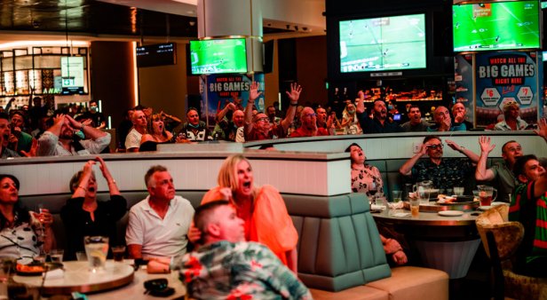 Multi screens and mega feasts – catch all of this season’s sport live and loud at the Sports Bar