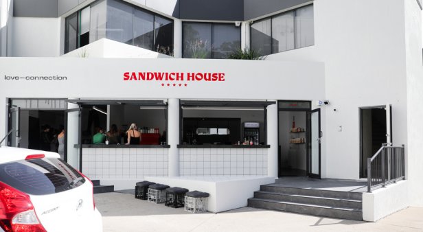MC&#8217;s Sandwich House