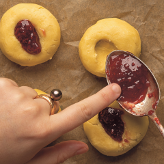 Mend a broken heart (or fill an empty stomach) with Charlotte Ree&#8217;s Nanny&#8217;s jam drops